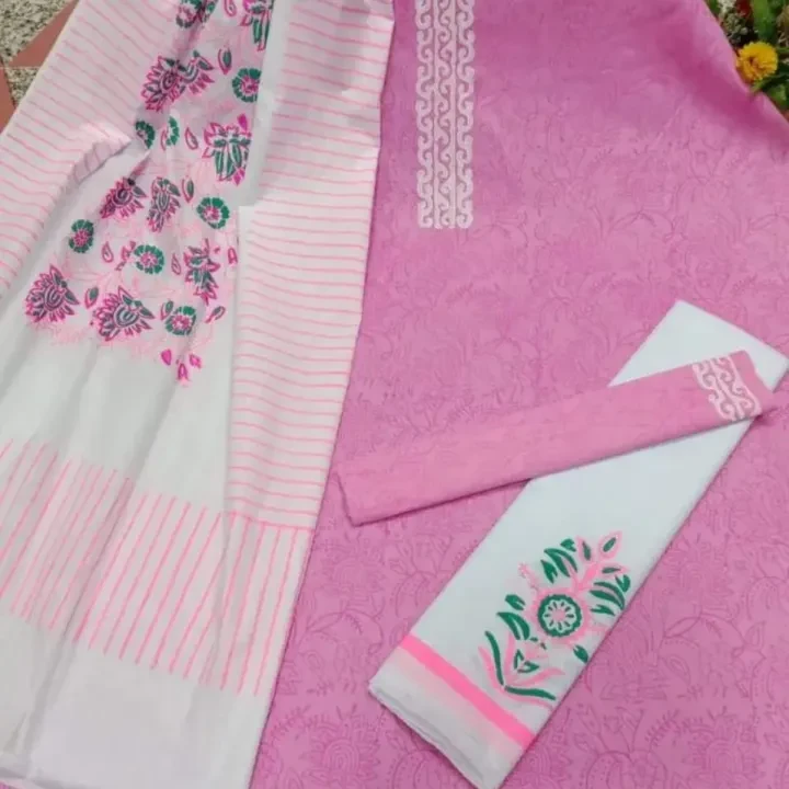 Gorgeous Unstitched Block Printed 3-Piece Suit for Women